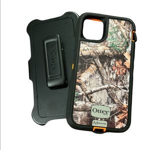 - Camo otterbox defender case for iPhone 11 Pro Max